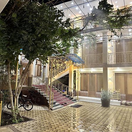 City Hostel 杜尚别 外观 照片