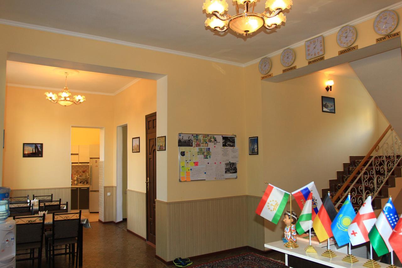 City Hostel 杜尚别 外观 照片