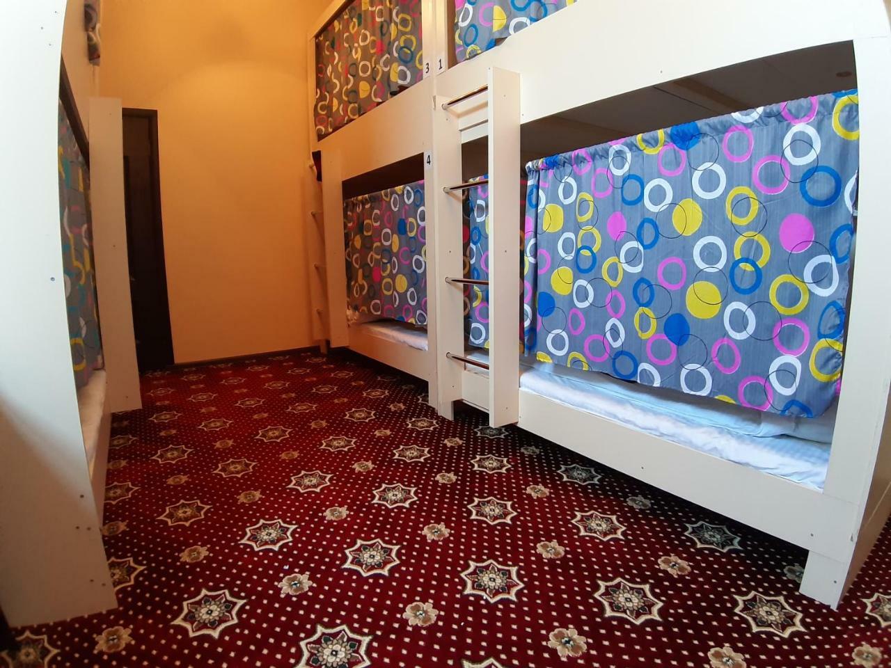 City Hostel 杜尚别 外观 照片