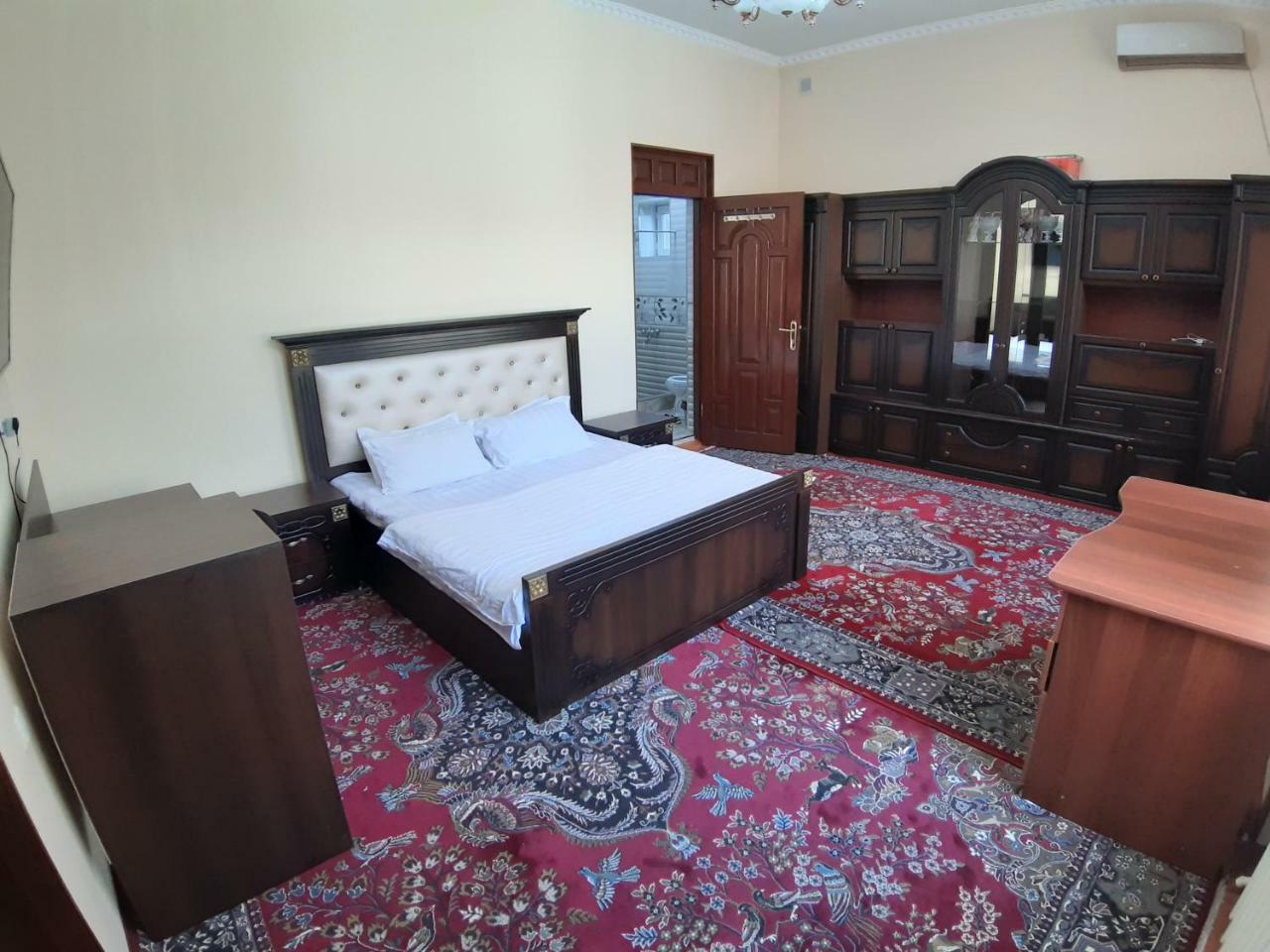 City Hostel 杜尚别 外观 照片